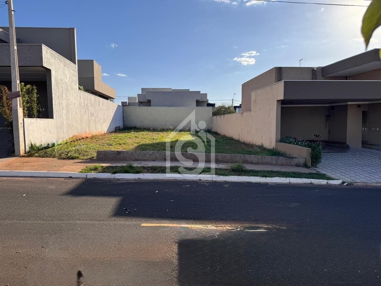 Terreno à Venda no SetLife 1 Mirassol | 253m² Próximo à Área de Lazer do Condomínio