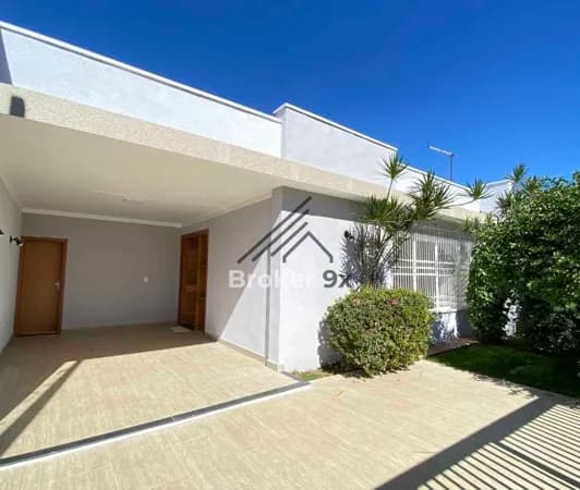 Linda Casa à venda, próximo ao Parque Infantil, Araraquara SP