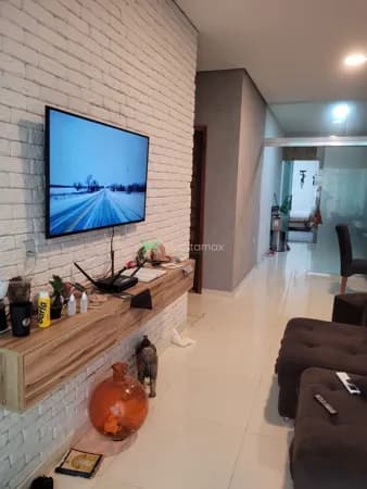 CASA ESPETACULAR PARA VENDA – FLORES