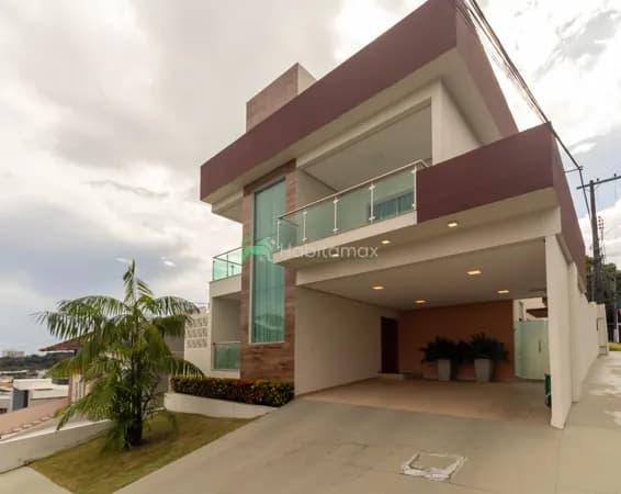 VENDA | CASA ALTO PADRÃO – CONDOMÍNIO GREEN HILL