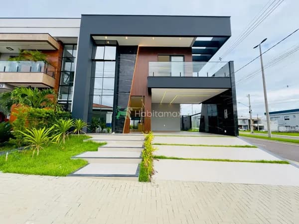 Condomínio Estoril | Casa Duplex Exclusiva com Fino Acabamento e 3 Suítes