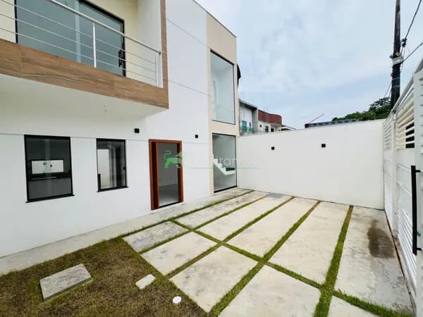 Casa nova com 2 suites, proximo a praça de alimentação do Parque das larajeiras. aceita finaciamento bancario!