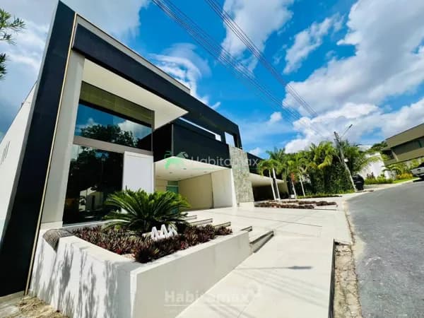 VENDA | MANSÃO TRIPLEX DE ALTO PADRÃO | PONTA NEGRA – MANAUS