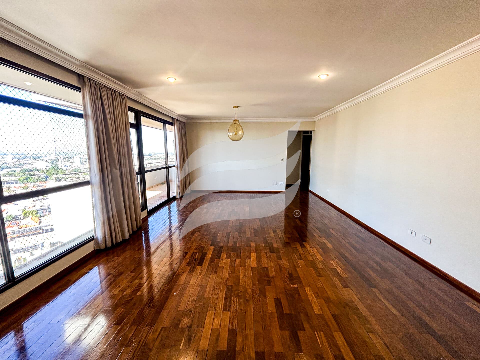 Apartamento com 3 dormitórios, incluindo uma suíte, no Centro, Araçatuba/SP