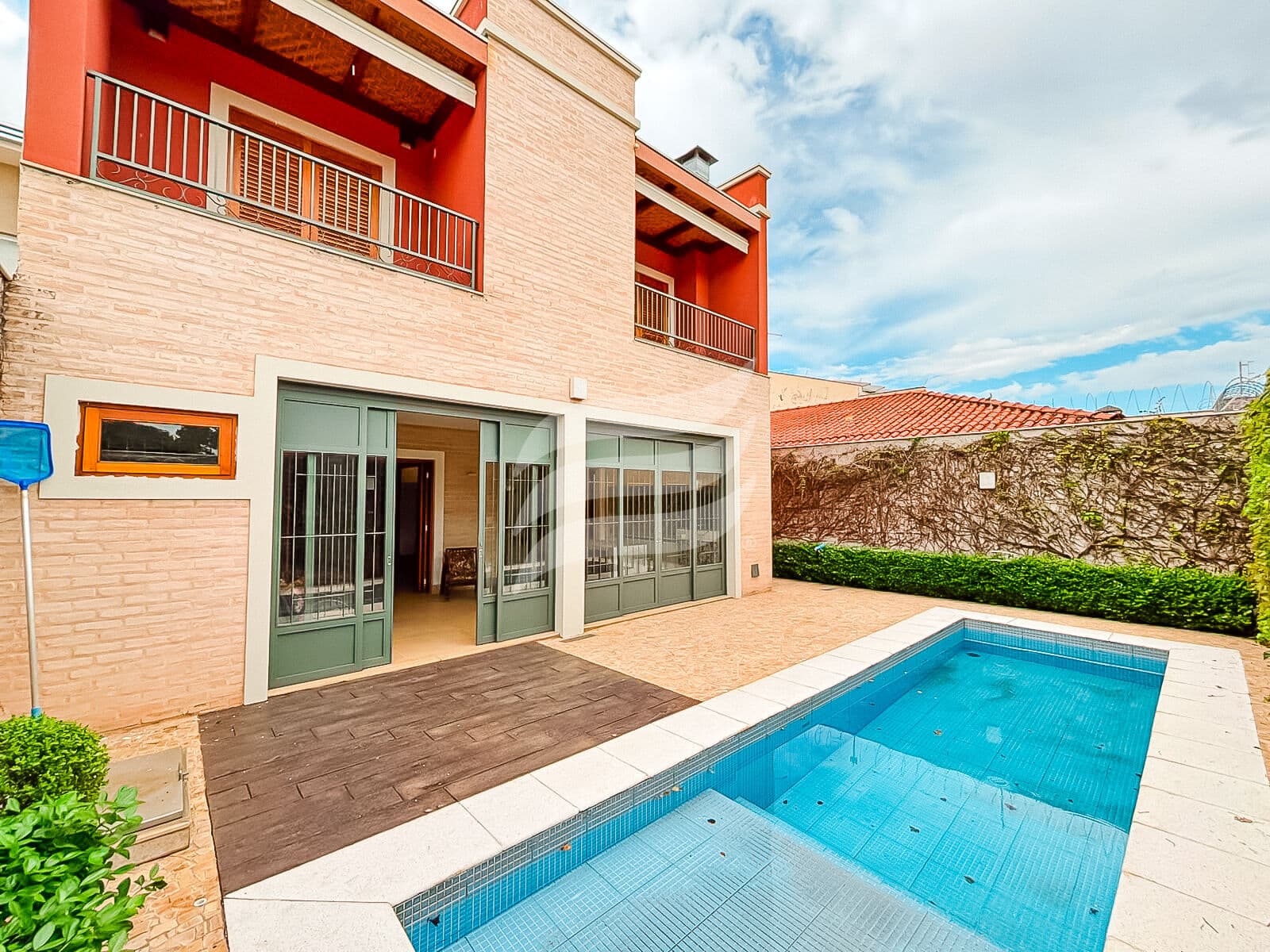 Casa com 3 quartos, sendo uma suíte, no Bairro Jardim Nova Yorque, Araçatuba/SP