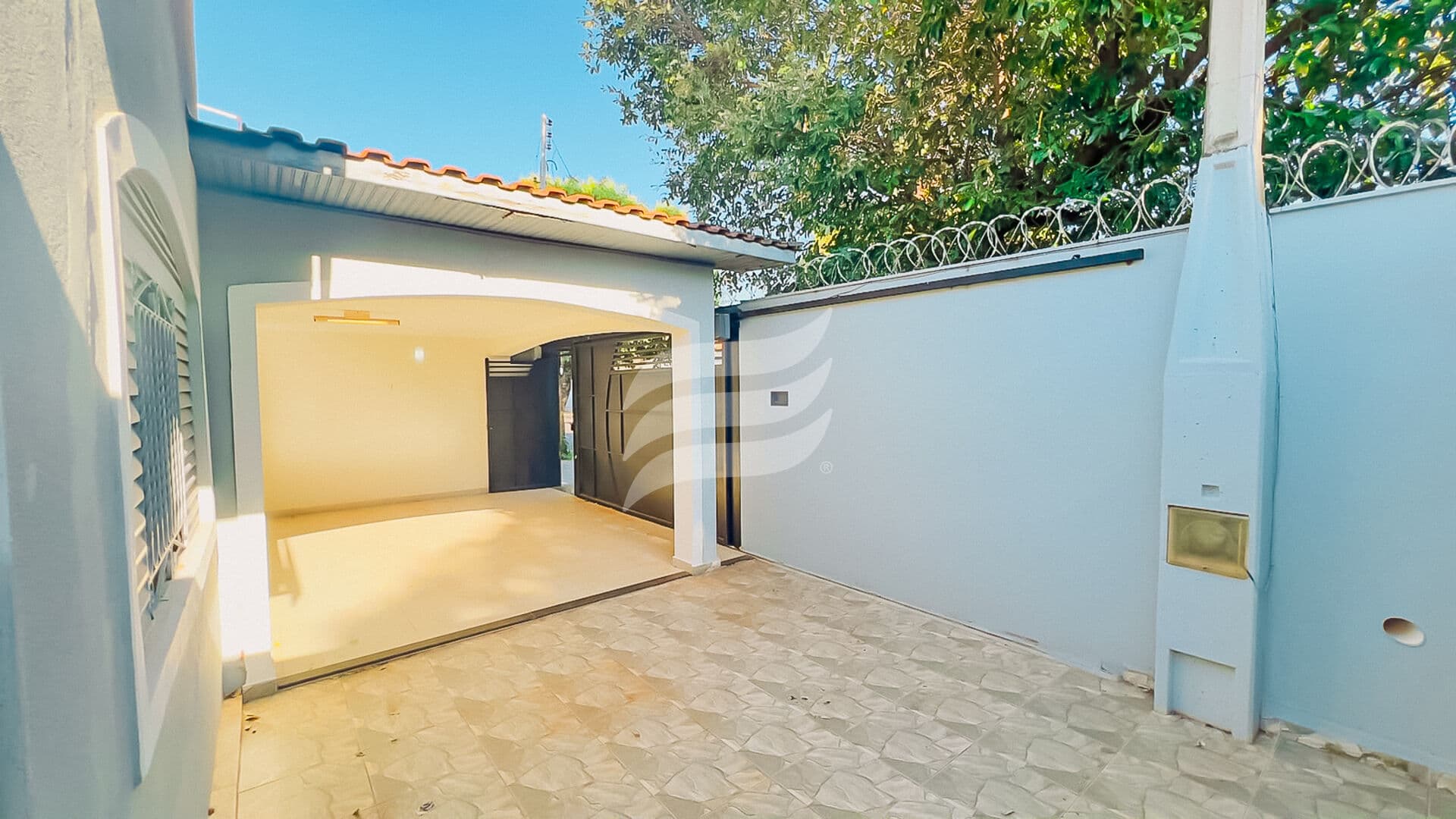 Casa 02 quartos e com suíte à venda no bairro Planalto, Araçatuba/SP