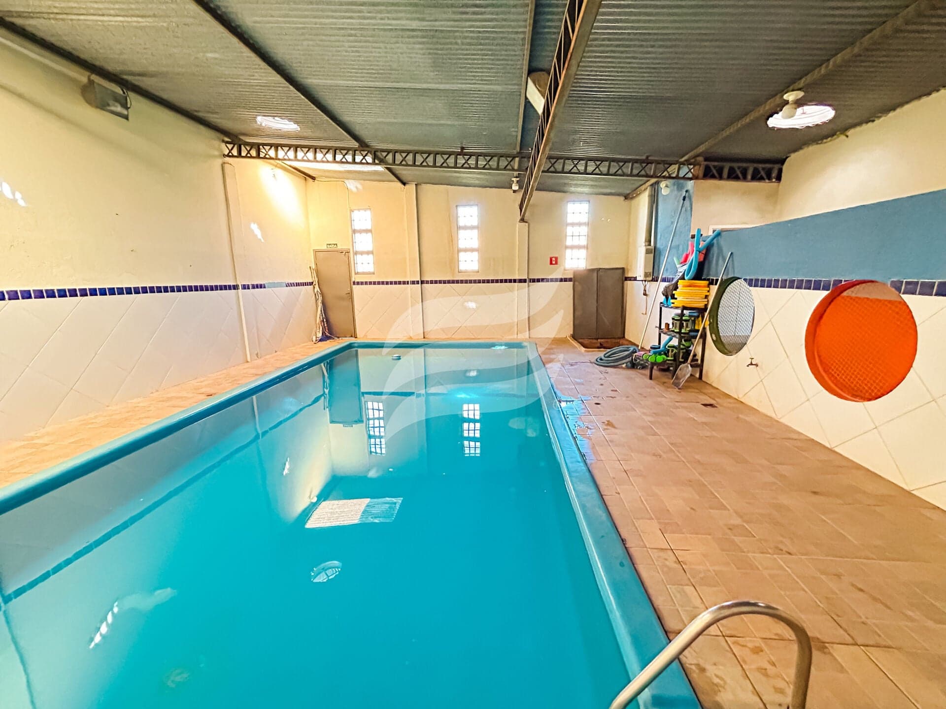 Ponto comercial com piscina à venda no Centro, Araçatuba/SP