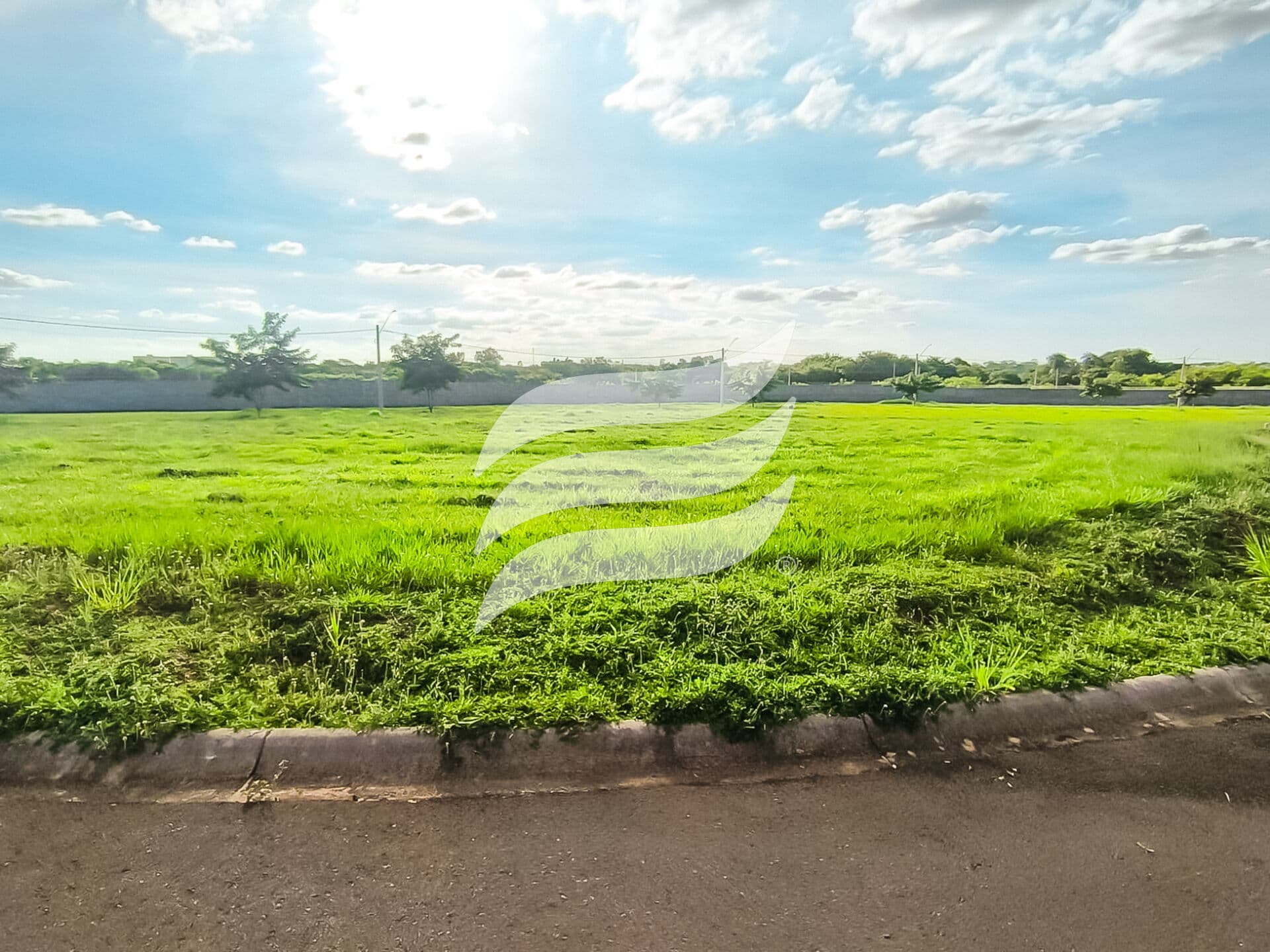 Terreno de 314 m² à venda no Condomínio Vila Madalena 2, Araçatuba/SP