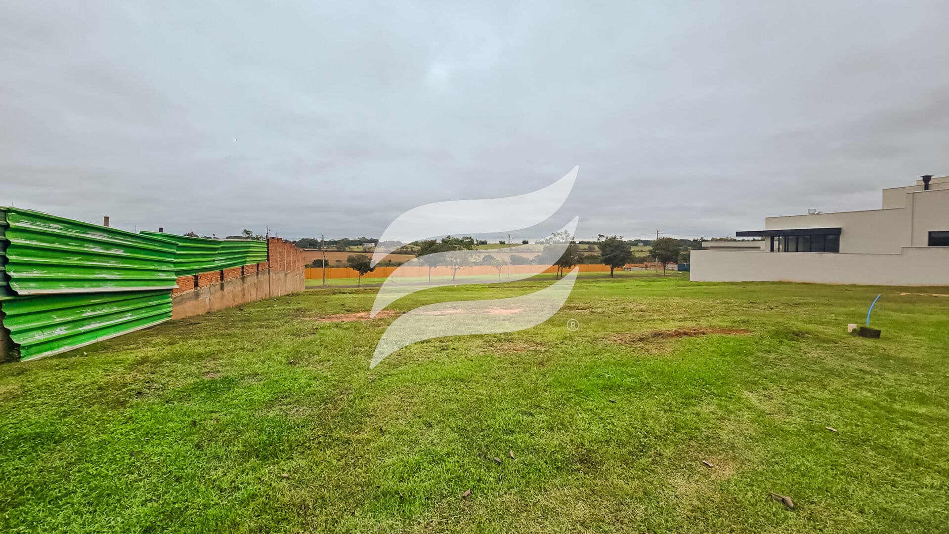 Lote de 745 m² à venda no Condomínio Alphaville em Araçatuba