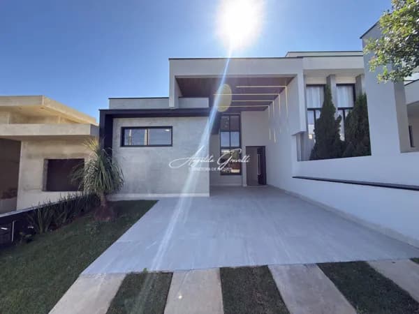 Casa de Condomínio em Sorocaba - Horto Florestal
