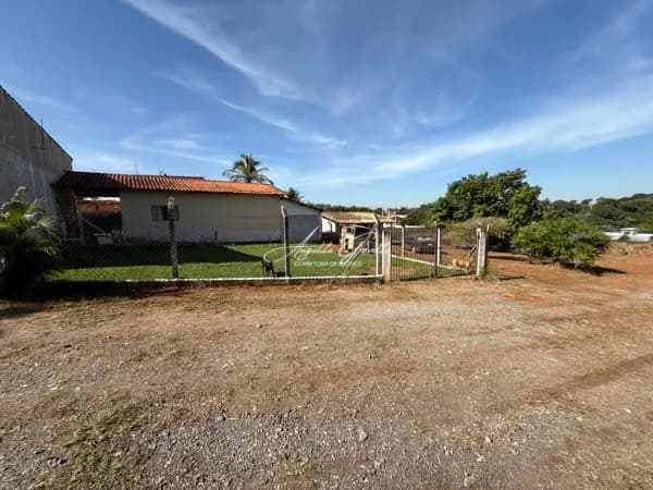 Casa em Araçoiaba da Serra - Jundiaquara