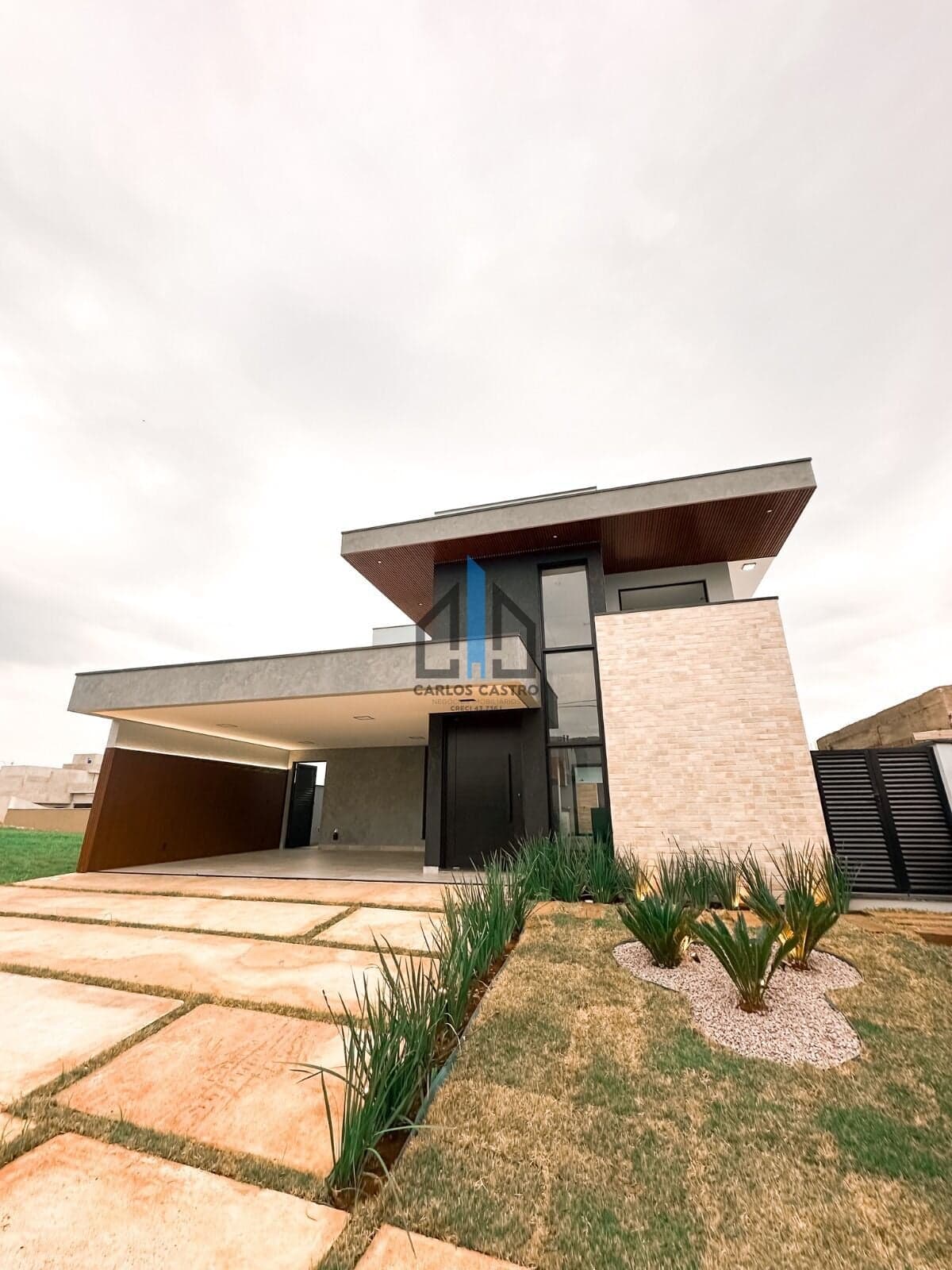 Casa De Alto Padrão, com todo Aconchego que sua familia Merece.