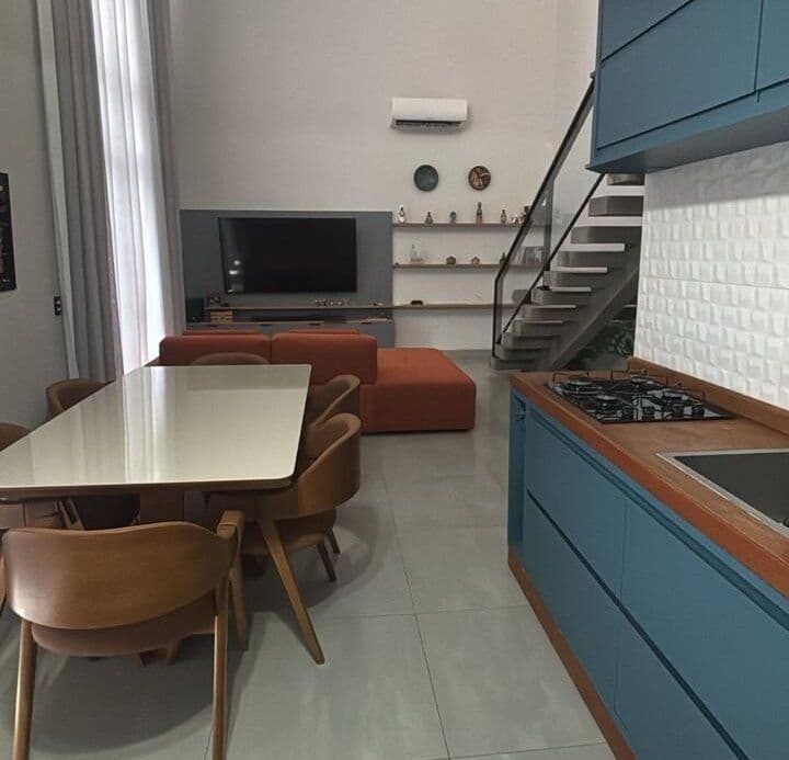 Casa estilo loft com amplo terreno no bairro Amizade em Guaramirim