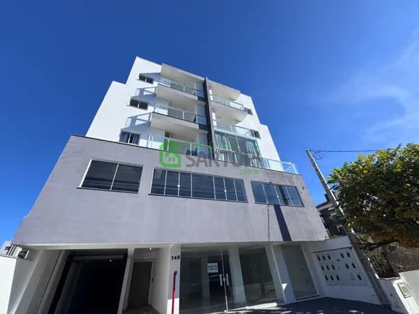 Apartamento novo /centro bem localizado