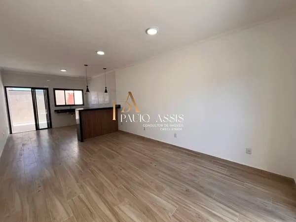 Casa a Venda no Bairro Santa Clara em Pindamonhangaba SP