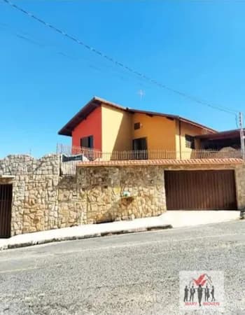 Casa em Poços de Caldas - Parque Primavera