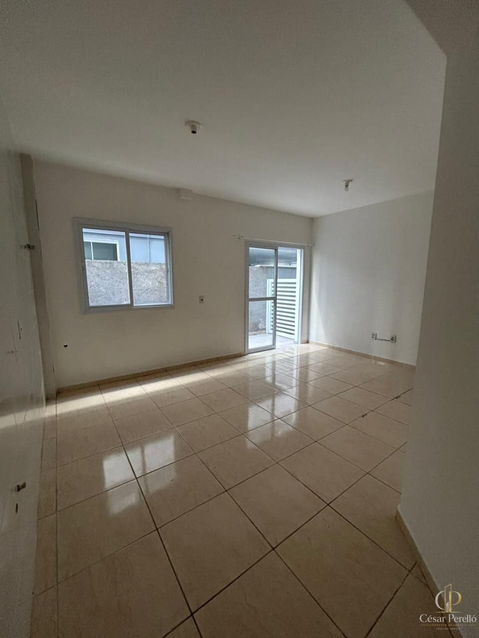 Apartamento Térreo com Espaço Privativo e Churrasqueira