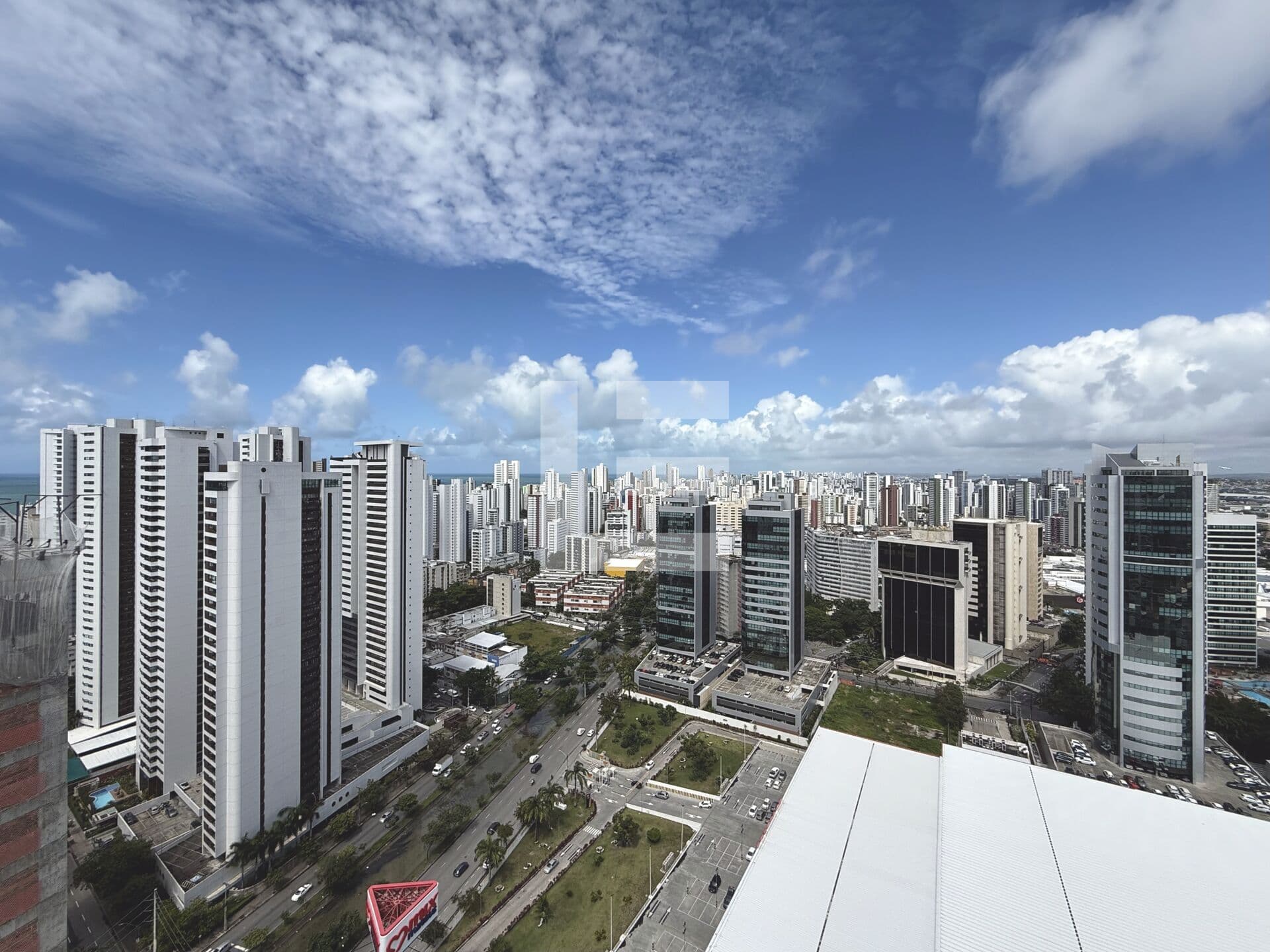 Edf. Maria Letícia | Apartamento para alugar com 97 m², 3 quartos e andar alto em Boa Viagem