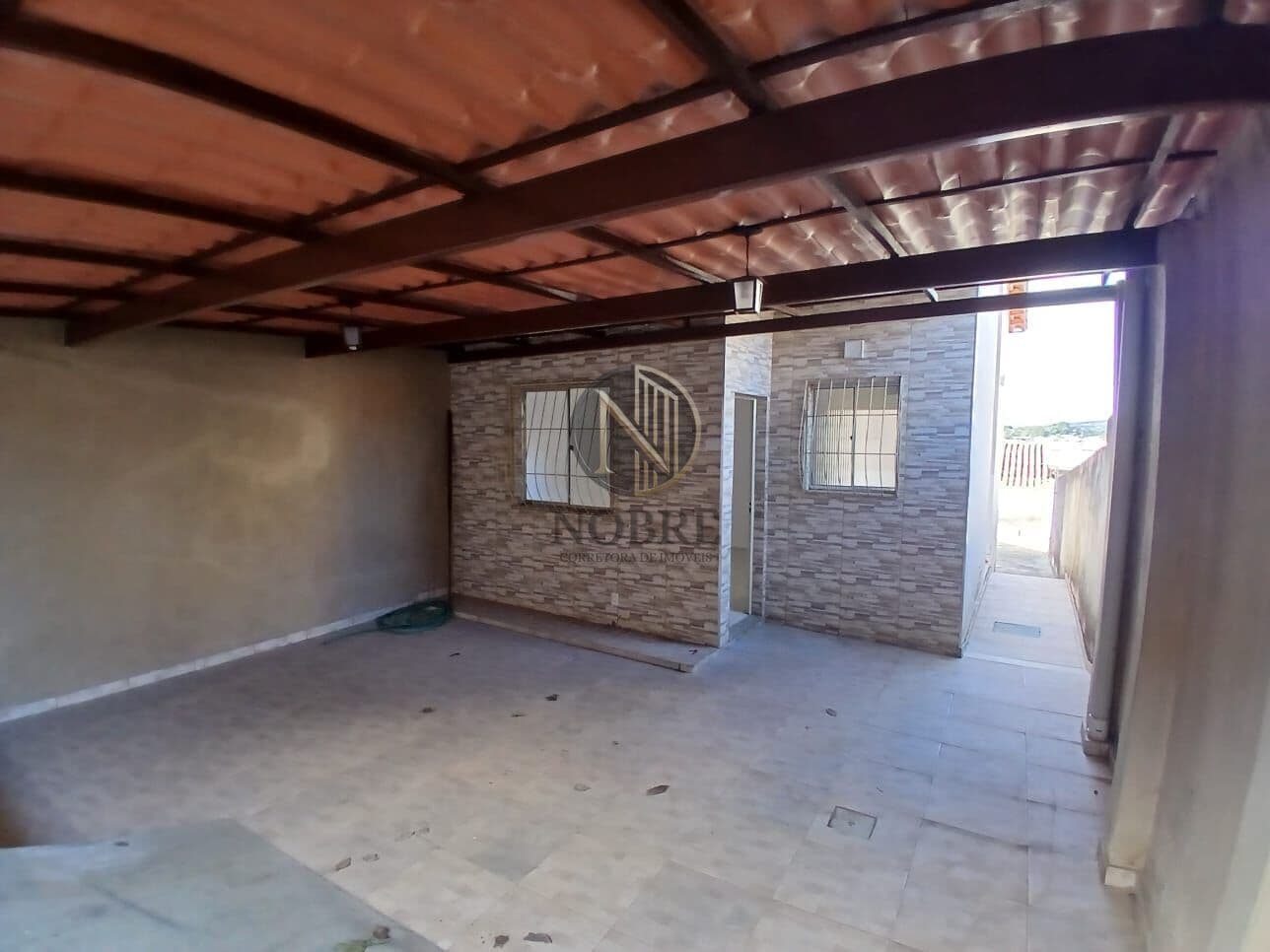 Casa Padrão disponível para VENDA