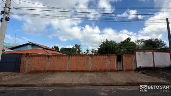Terreno murado com 492,00m² à venda nos Campos Elíseos