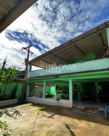 Casa + Sobrado à venda na Banqueta – Angra dos Reis/RJ