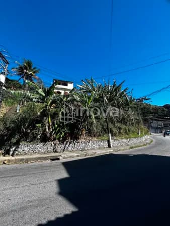 Terreno à venda no Morro da Cruz – Angra dos Reis/RJ