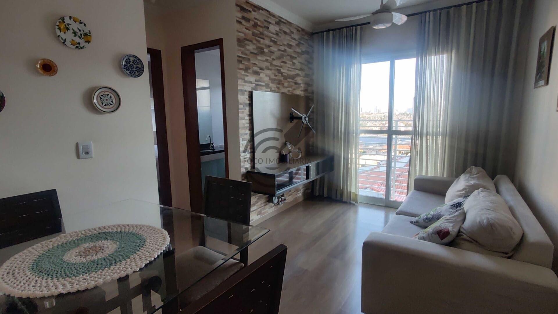 Aluga-se apartamento zona leste de Sorocaba, frente ao supermercado confiança da Av São Paulo.