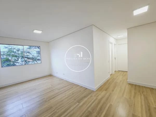 Apartamento à venda em Condomínio Buena Vista em Jardim Germânia - São Paulo - SP
