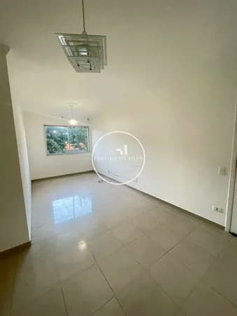 Apartamento à venda em Condomínio Buena Vista em Jardim Germânia - São Paulo - SP