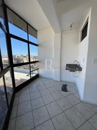 Sala comercial Em edifício em Centro, Cabo Frio/RJ
