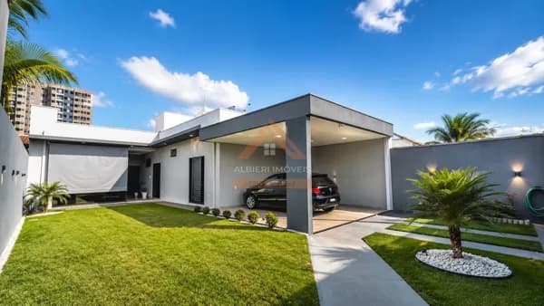 Casa à venda no bairro Cambuy - Araraquara-SP