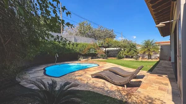Casa alto padrão à venda no condomínio Magnólias II - Araraquara-SP
