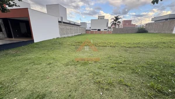 Terreno alto padrão à venda no Condomínio Buona Vita- Araraquara-SP