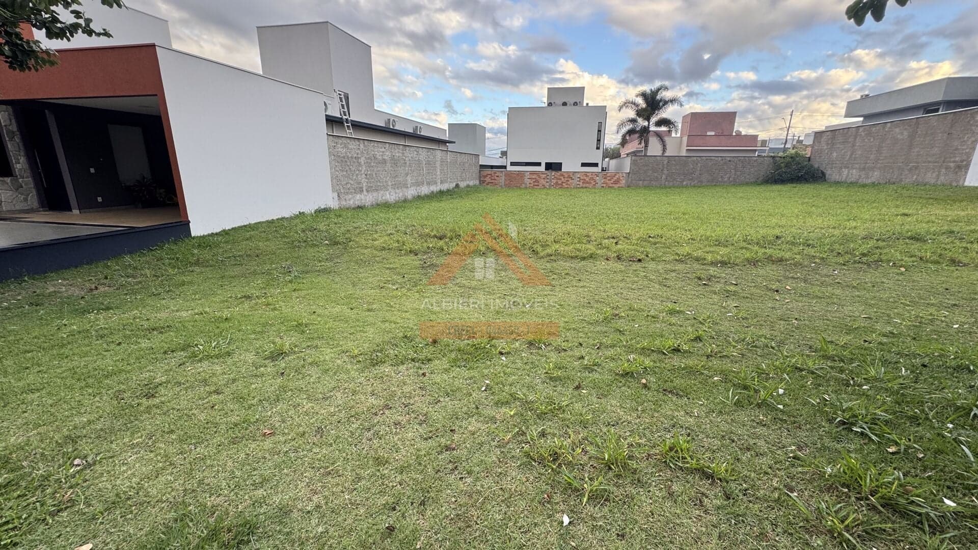 Terreno alto padrão à venda no Condomínio Buona Vita- Araraquara-SP