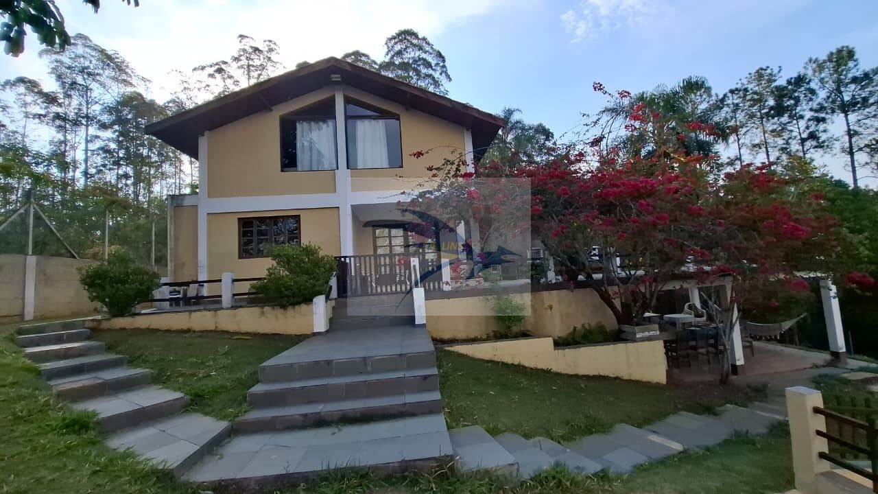 Sítio com 13.000m² em Itapevi, SP