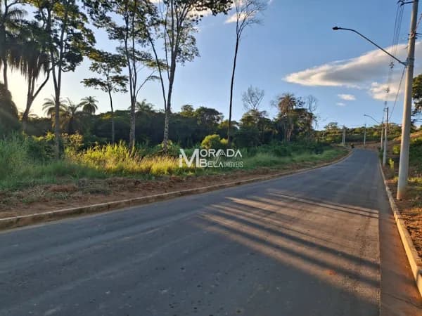 Terreno Lote ZR2 à venda no Recanto do Bosque-Lagoa Santa-MG