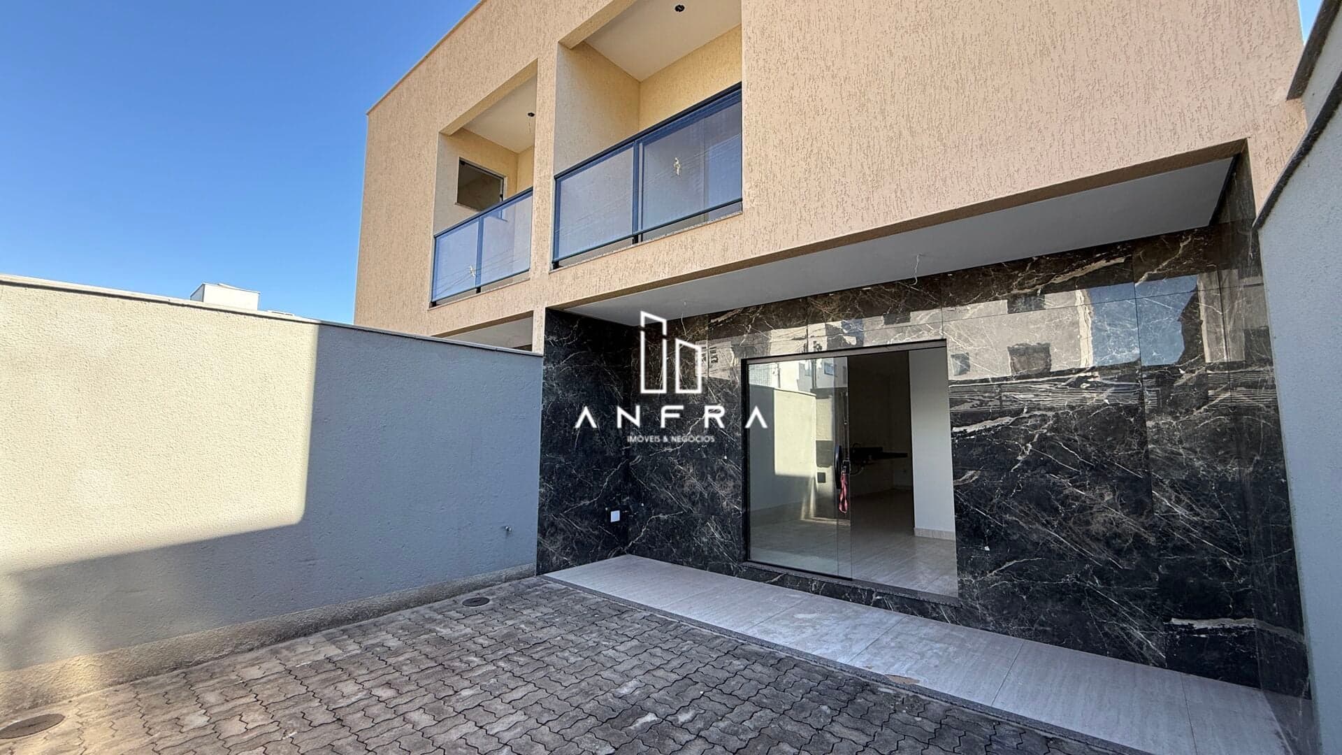 Casa no Masterville com 3 Qts (2 suítes) e 2 vagas