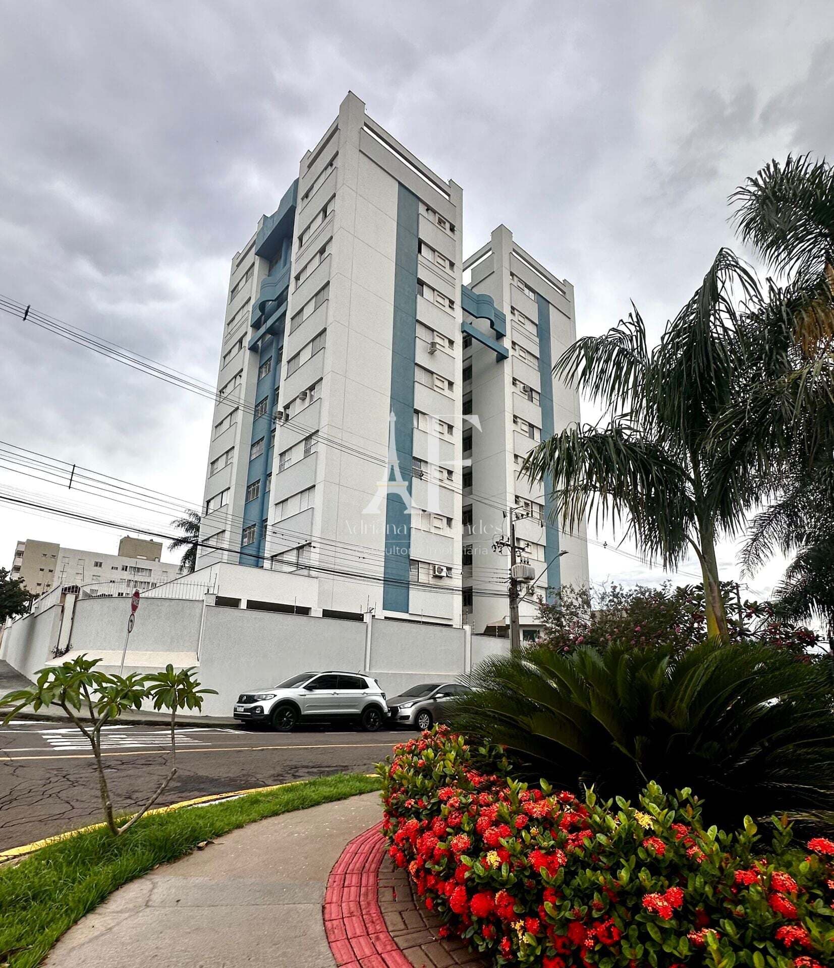 Apartamento de 3 dormitórios (1 suíte), 85m2, disponível para venda em Londrina - PR