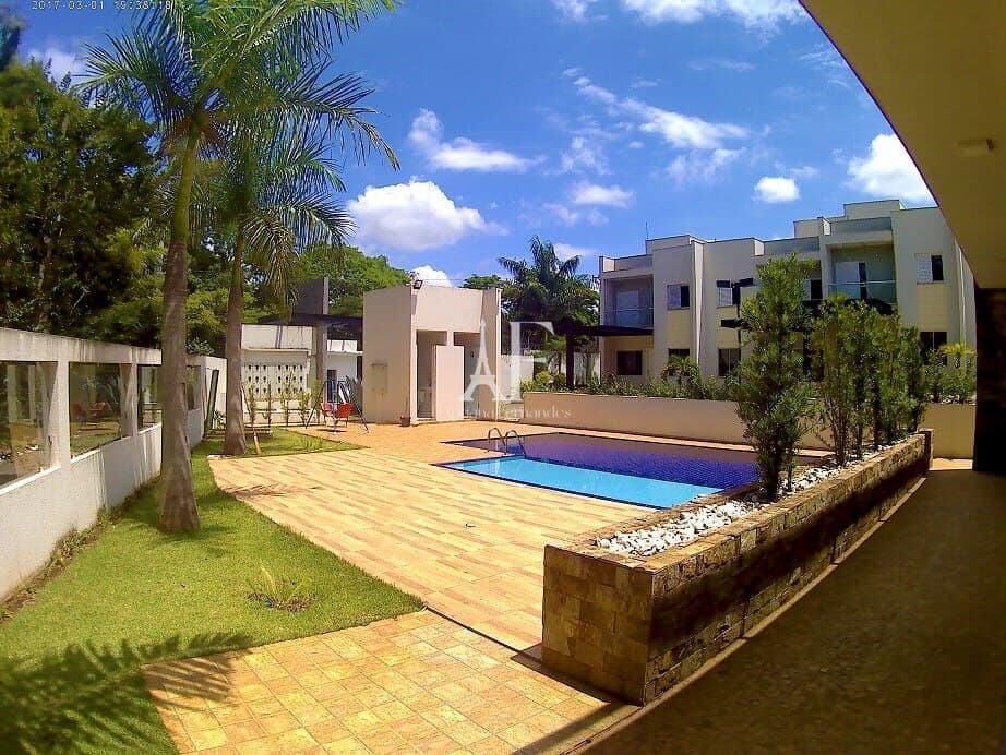 Casa em Condomínio á venda, 3 dormitórios (1 suite) no Terra Bonita, Londrina/PR