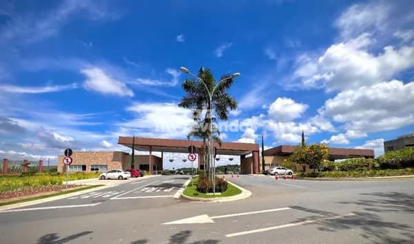Oportunidade 🏡 Lote à venda no Jardins Bolonha em Senador Canedo
