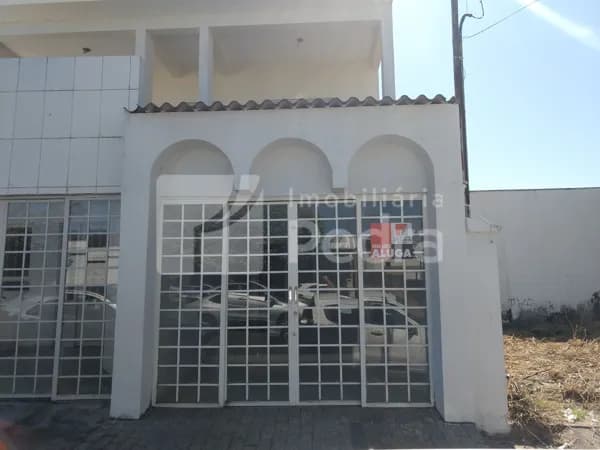 Sala comercial térrea de locação