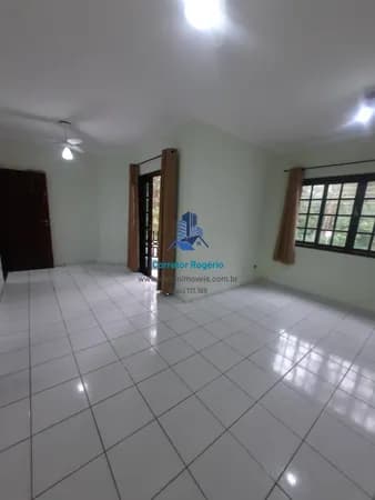 Apartamento de 70m² com 02 quartos, Cozinha planejada, Quintal amplo, Deposito + 02 Vagas à venda em Santo André/SP