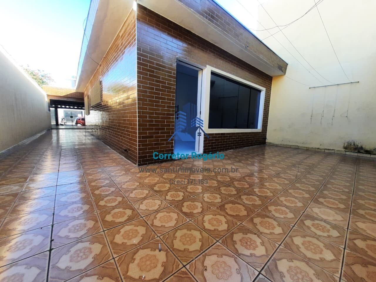 Casa Térrea + Edícula com total 03 quartos, Quintal amplo, Cozinha com armários,03 a 04 vagas à venda em Santo André/SP