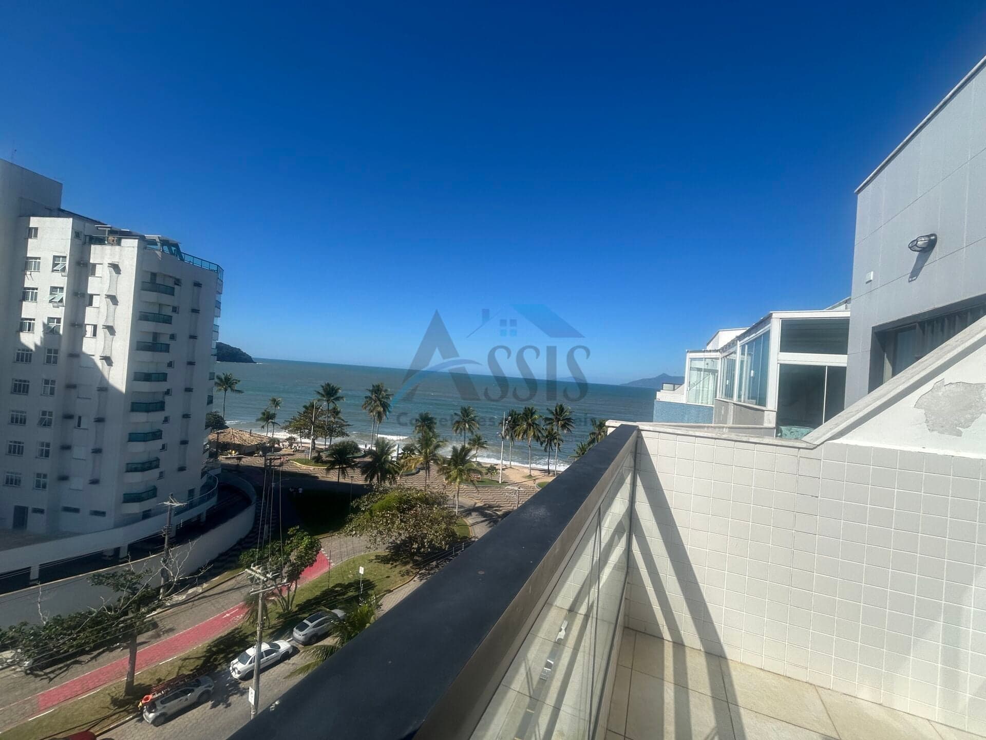 Venda: Cobertura Com 3 Dormitórios - AP0043