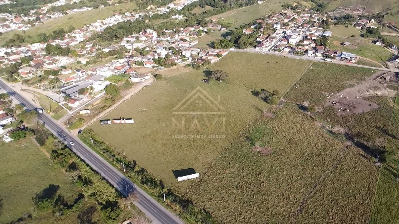 Excelente Área à Venda – Grande Potencial de Investimento