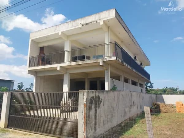 Sobrado em Araquari, bairro Porto Grande.