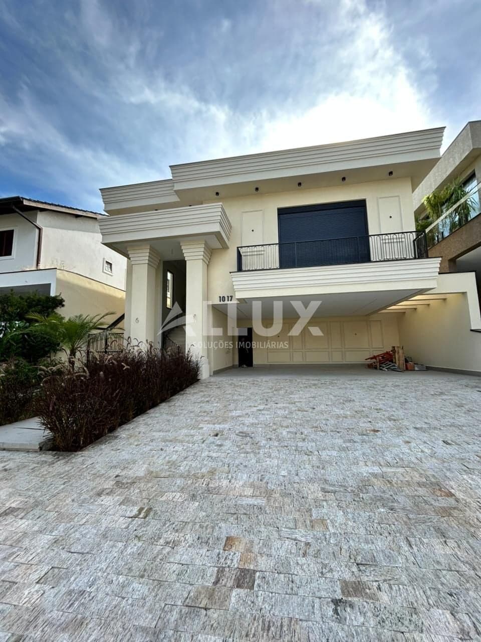 Casa à venda por R$ 3.400.000,00 no Condomínio Morada dos Pássaros – Aldeia da Serra, Barueri SP