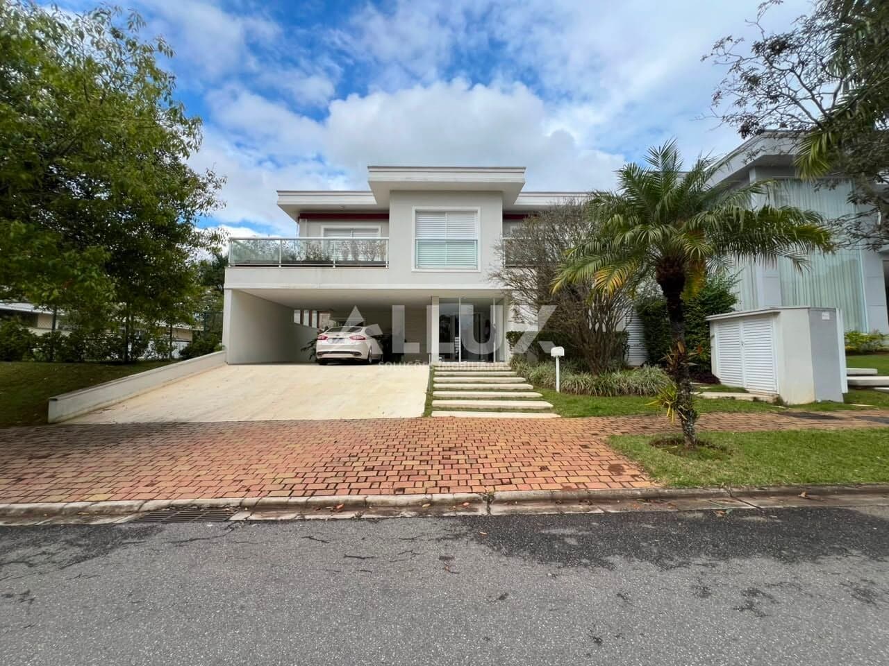 Casa para locação por R$ 28.000,00 no Condomínio Gênesis 01 – Alphaville, Santana de Parnaíba SP