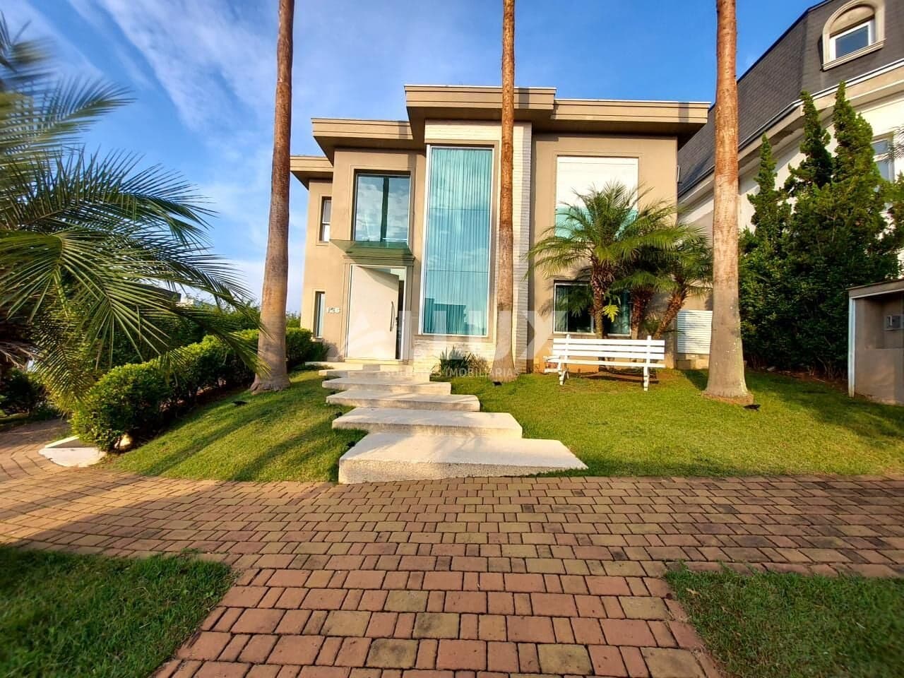 Casa para locação por R$ 25.000,00 no Condomínio Gênesis 01 – Alphaville, Santana de Parnaíba SP