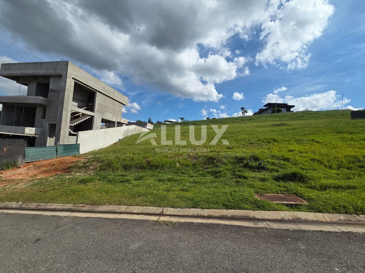 Terreno à venda por R$ 499.000,00 no Condomínio Altavis – Aldeia da Serra, Santana de Parnaíba SP